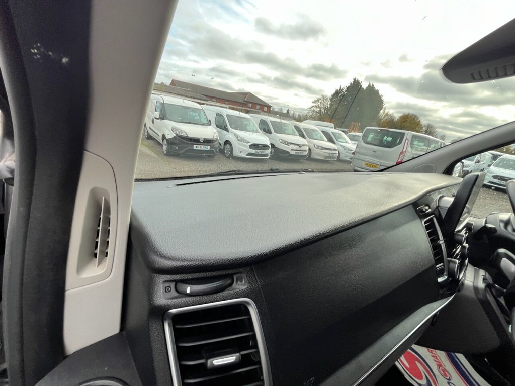 Used Ford Tourneo Custom 2022 for sale - 76469773: Photo 38