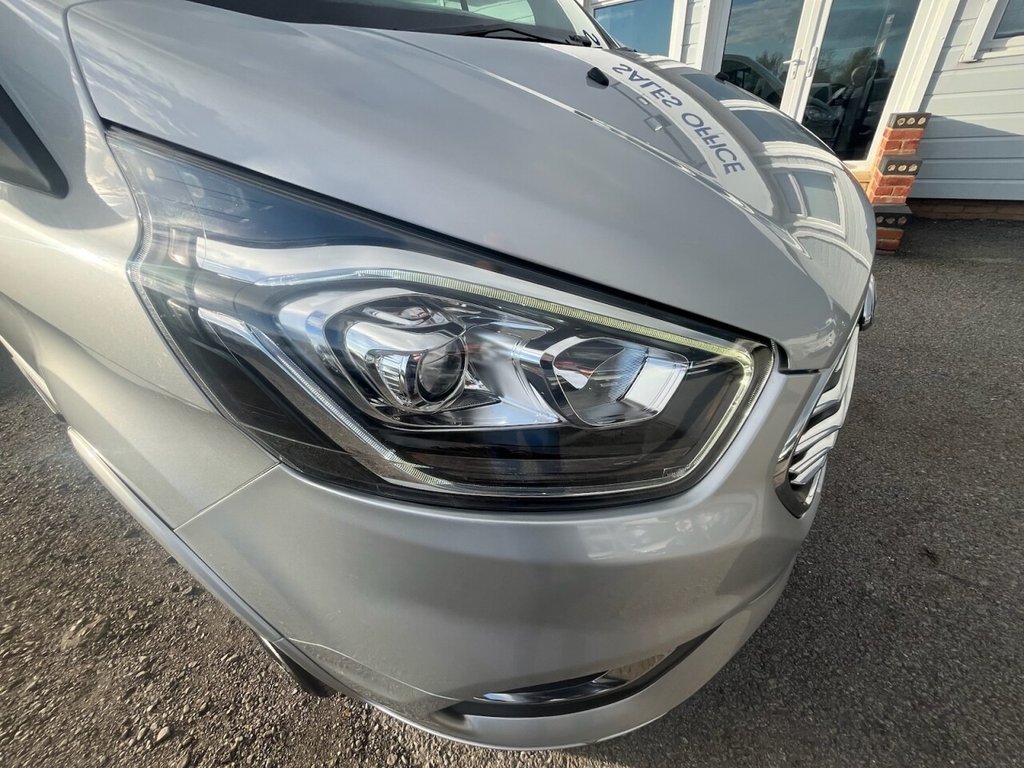 Used Ford Tourneo Custom 2022 for sale - 76395772: Photo 2