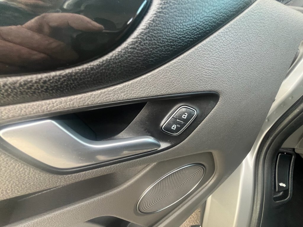 Used Ford Tourneo Custom 2022 for sale - 76395772: Photo 32