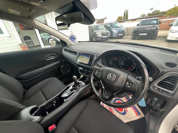 Used Honda HR-V 2015 for sale - 76105562: Photo 12