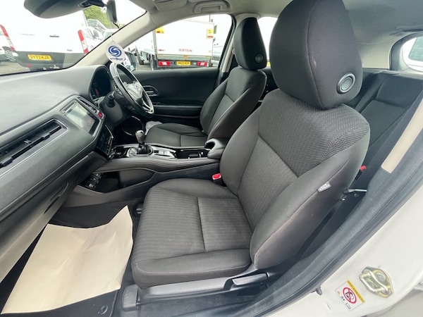 Used Honda HR-V 2015 for sale - 76105562: Photo 14