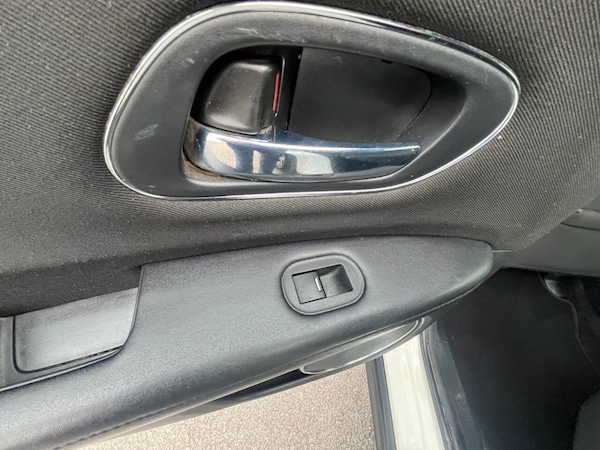 Used Honda HR-V 2015 for sale - 76105562: Photo 29