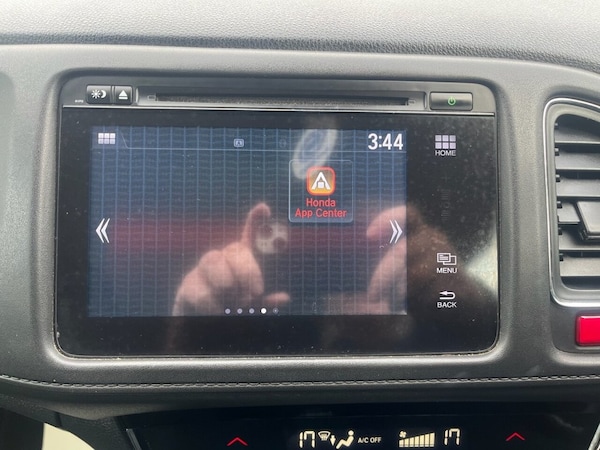 Used Honda HR-V 2015 for sale - 76105562: Photo 41