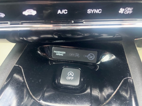 Used Honda HR-V 2015 for sale - 76105562: Photo 43
