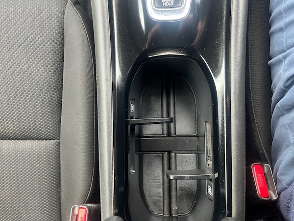 Used Honda HR-V 2015 for sale - 76105562: Photo 47