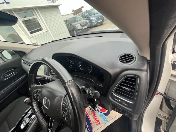 Used Honda HR-V 2015 for sale - 76105562: Photo 9