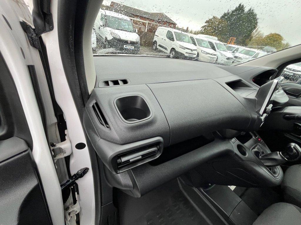 Used Peugeot Partner 2020 for sale - 76345134: Photo 16