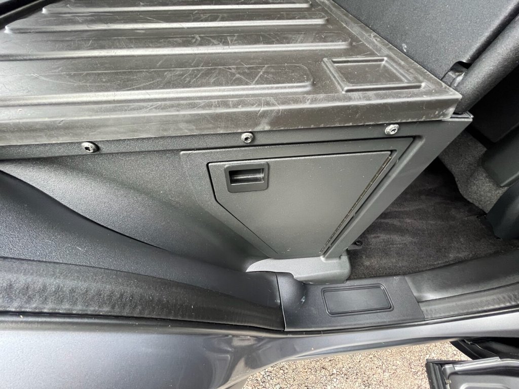 Used Land Rover Discovery 2020 for sale - 76686218: Photo 27