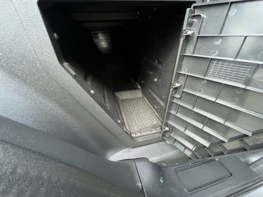 Used Land Rover Discovery 2020 for sale - 76686218: Photo 28