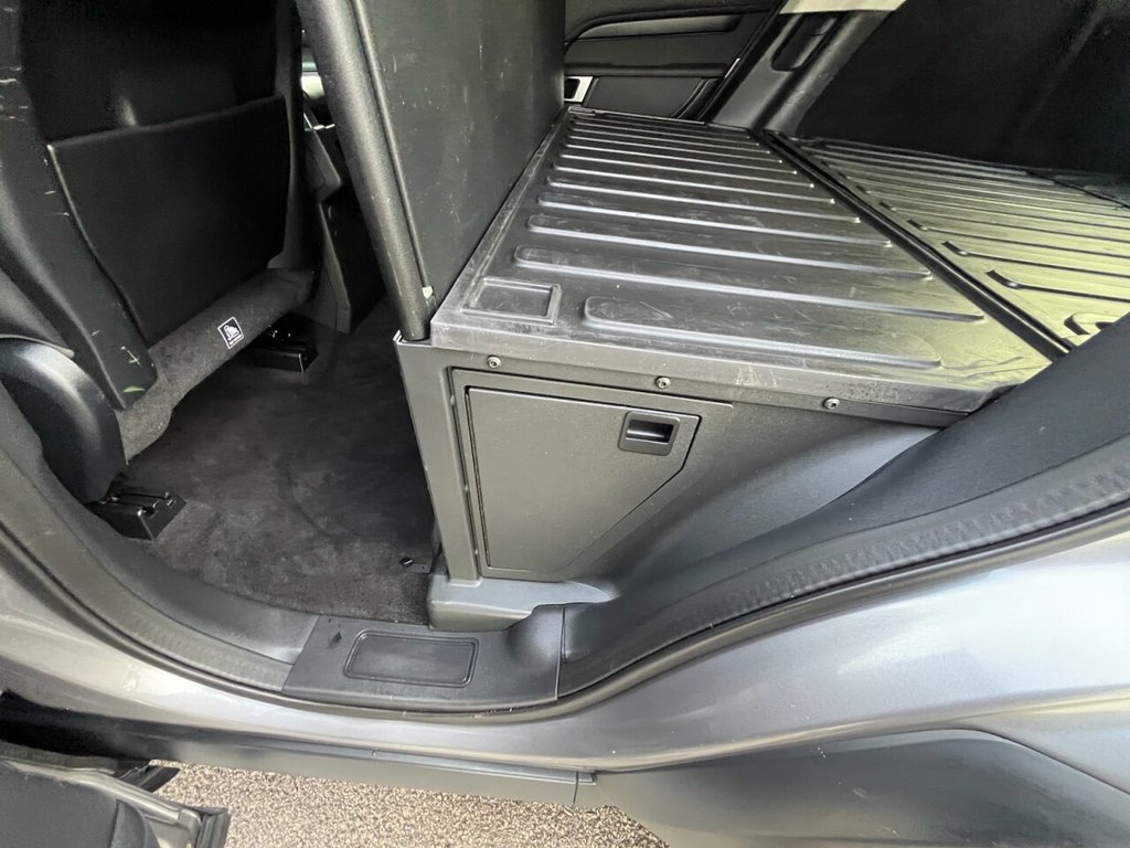 Used Land Rover Discovery 2020 for sale - 76686218: Photo 32