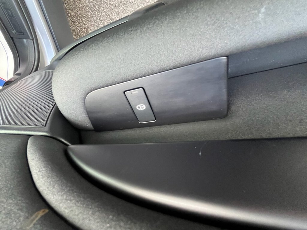 Used Land Rover Discovery 2020 for sale - 76686218: Photo 37