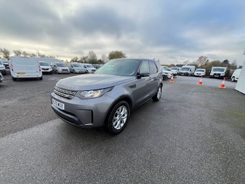 Used Land Rover Discovery 2020 for sale - 76686218: Photo