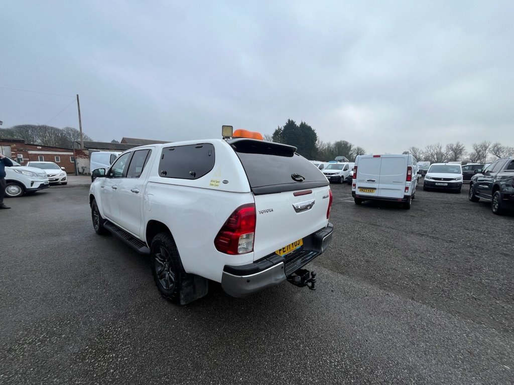 Used Toyota Hilux 2021 for sale - 77275704: Photo 11
