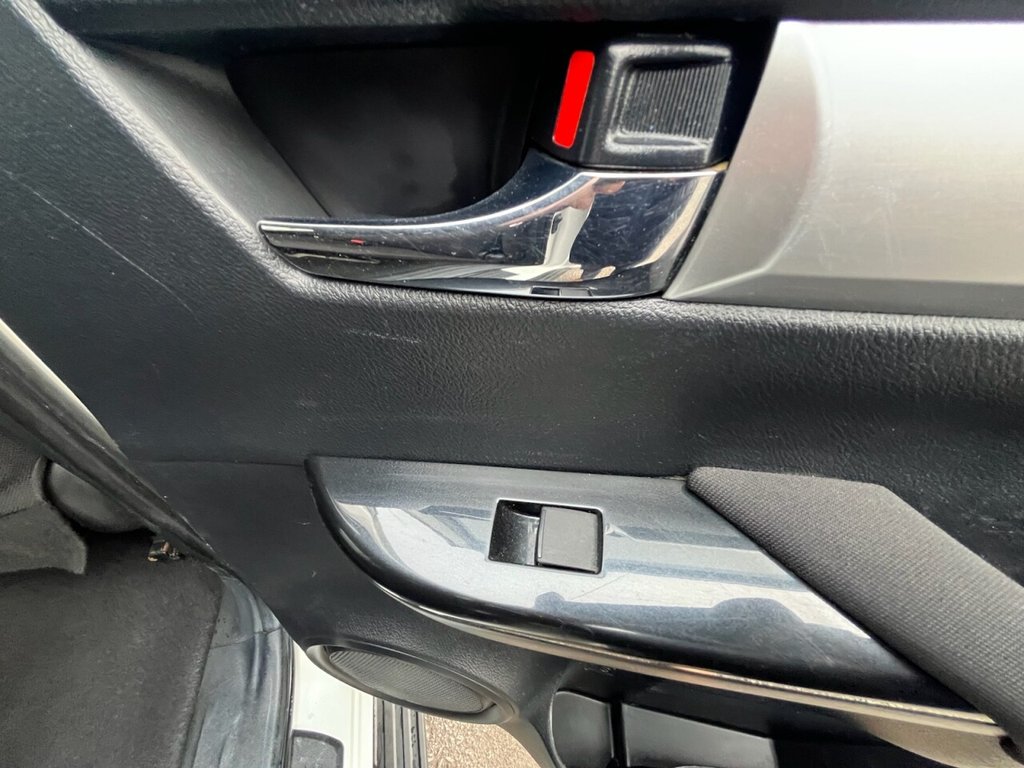 Used Toyota Hilux 2021 for sale - 77275704: Photo 34
