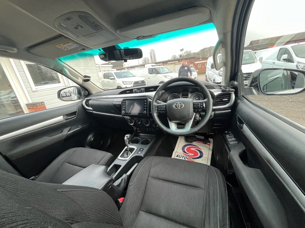 Used Toyota Hilux 2021 for sale - 77275704: Photo 36