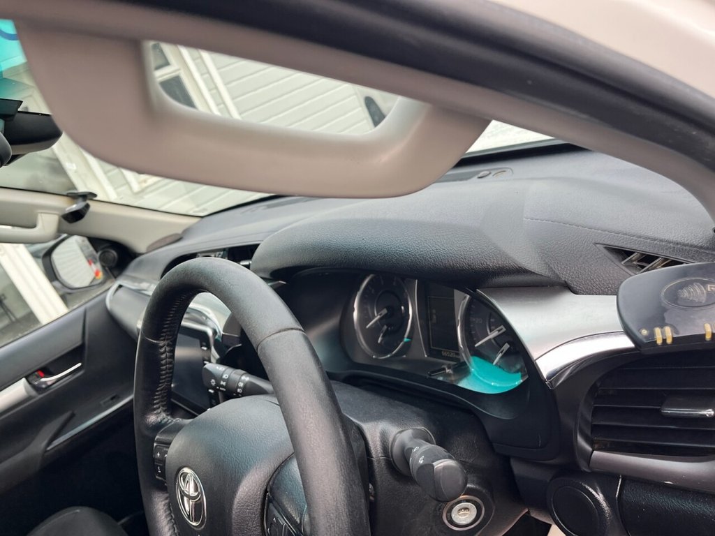 Used Toyota Hilux 2021 for sale - 77275704: Photo 41