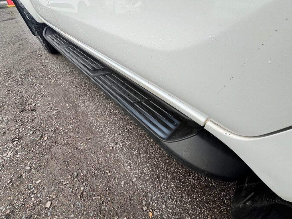 Used Toyota Hilux 2021 for sale - 77275704: Photo 5