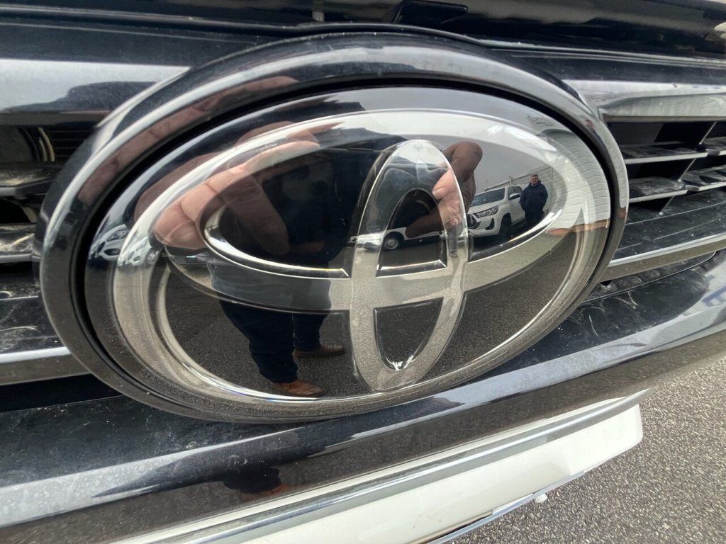 Used Toyota Hilux 2021 for sale - 77275704: Photo 7