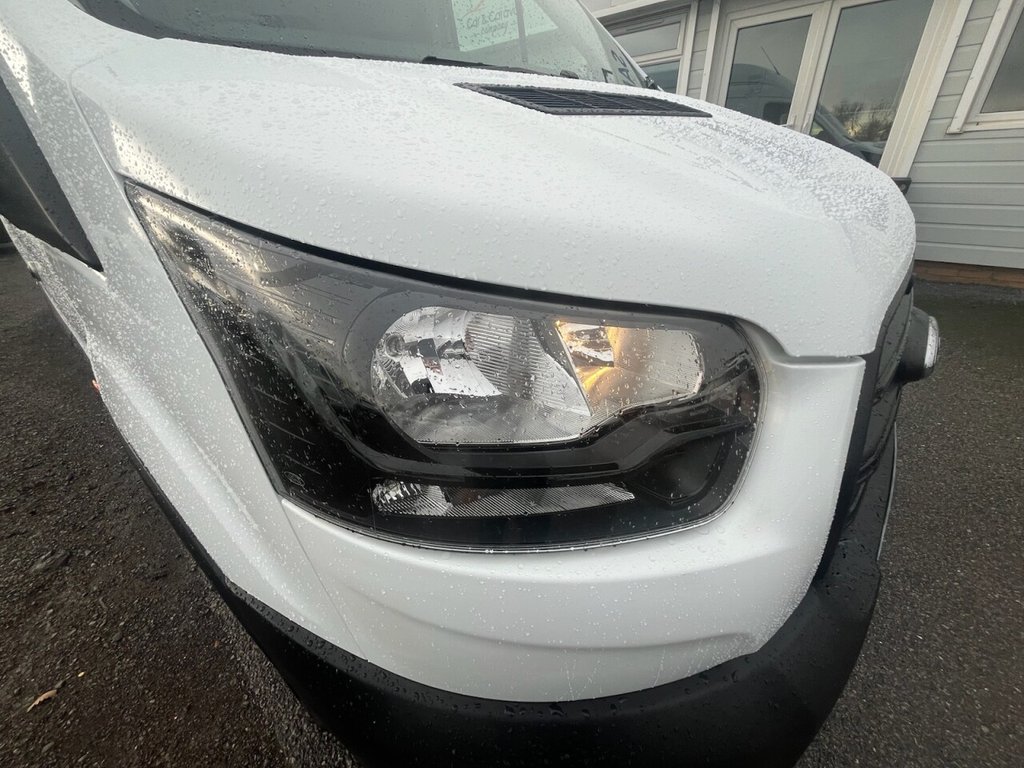 Used Ford Transit 2023 for sale - 76654804: Photo 2