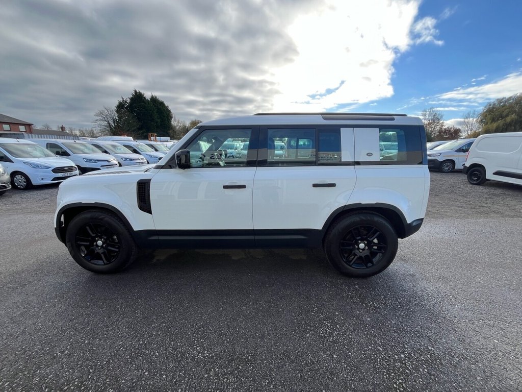 Used Land Rover Defender 2020 for sale - 76178525: Photo 11