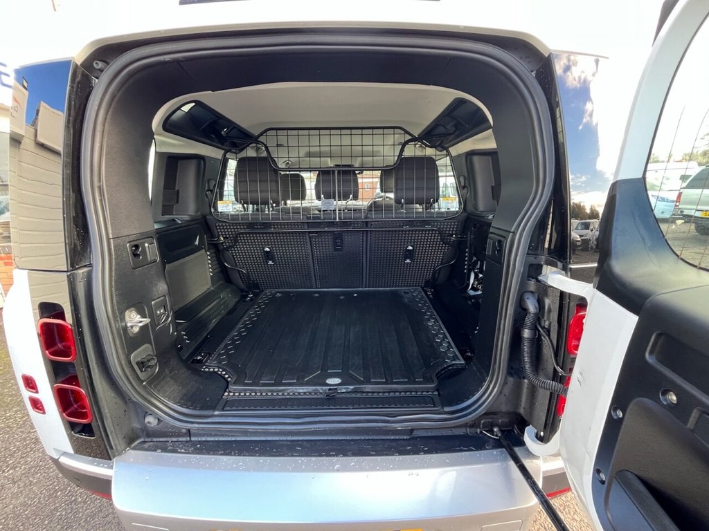 Used Land Rover Defender 2020 for sale - 76178525: Photo 14