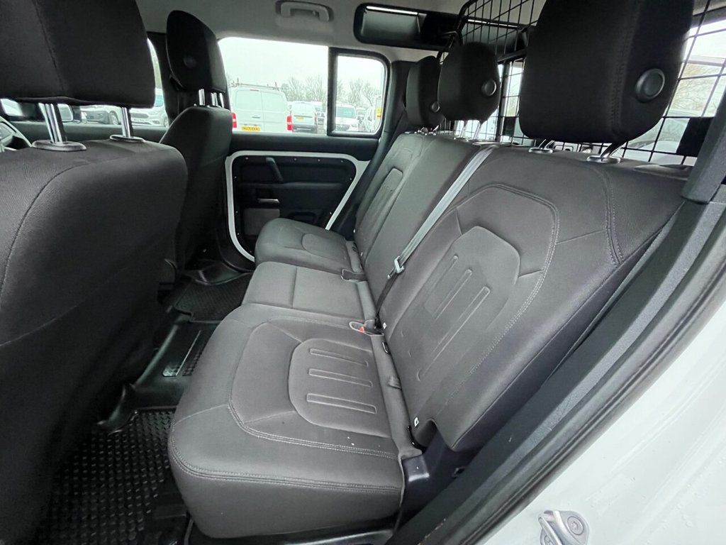 Used Land Rover Defender 110 2020 for sale - 76178525: Photo 16