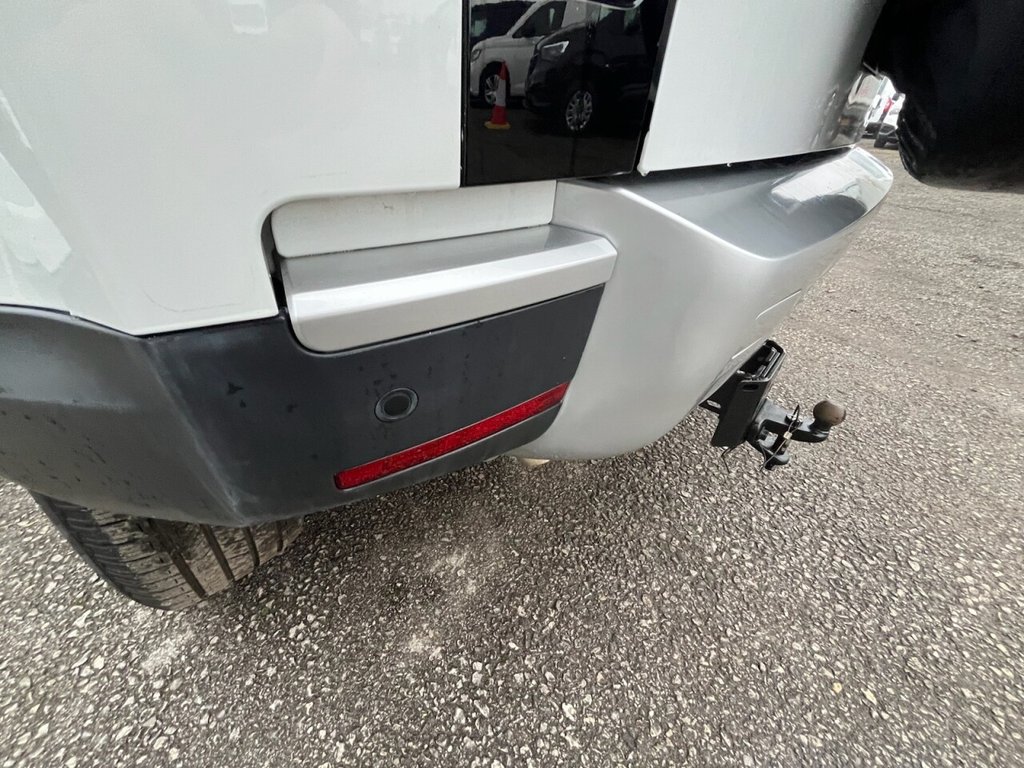Used Land Rover Defender 110 2020 for sale - 76178525: Photo 30