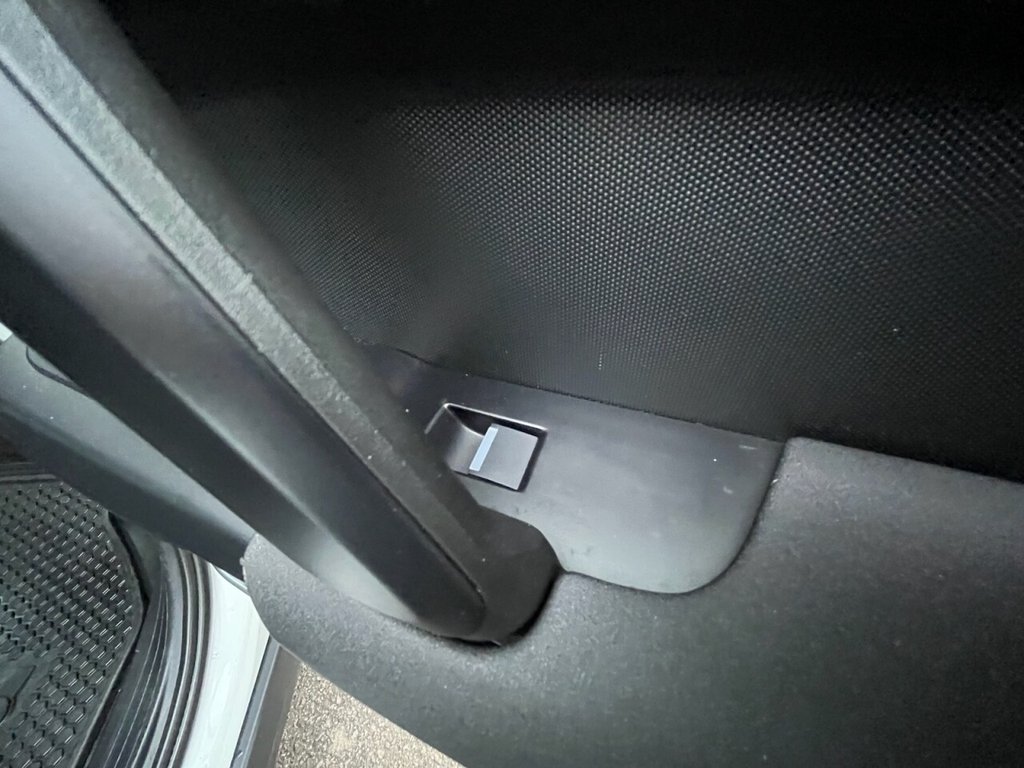 Used Land Rover Defender 110 2020 for sale - 76178525: Photo 49