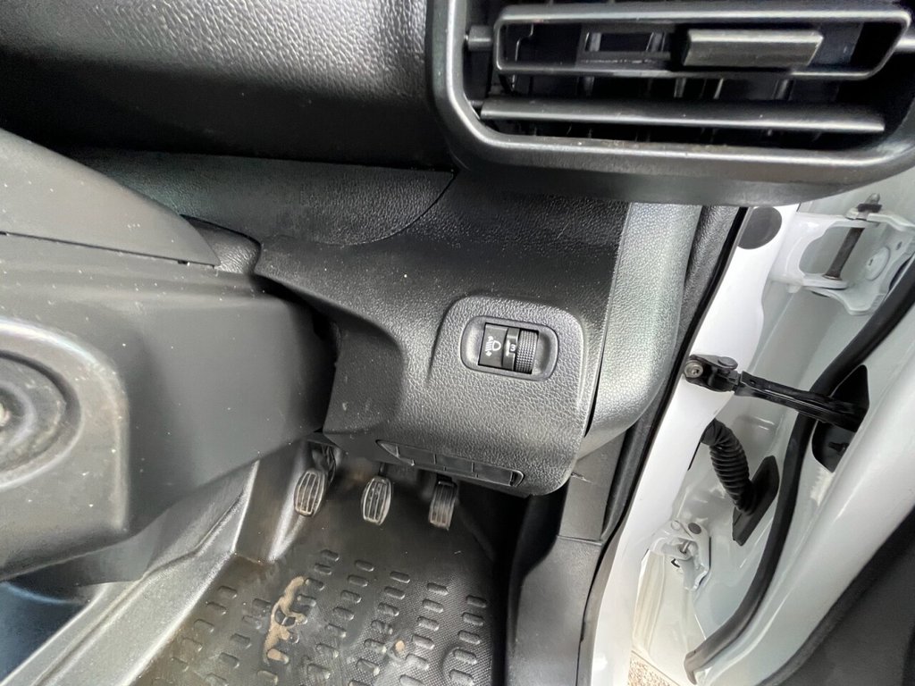 Vehicle 29