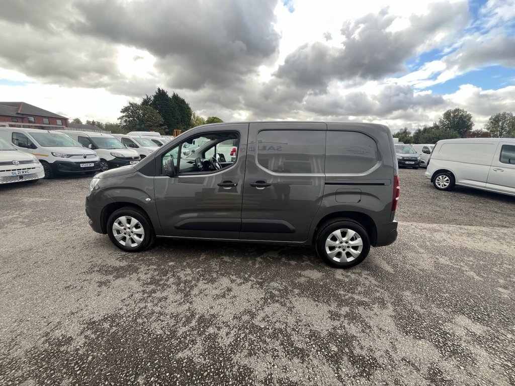 Used Vauxhall Combo 2021 for sale - 76841095: Photo 4