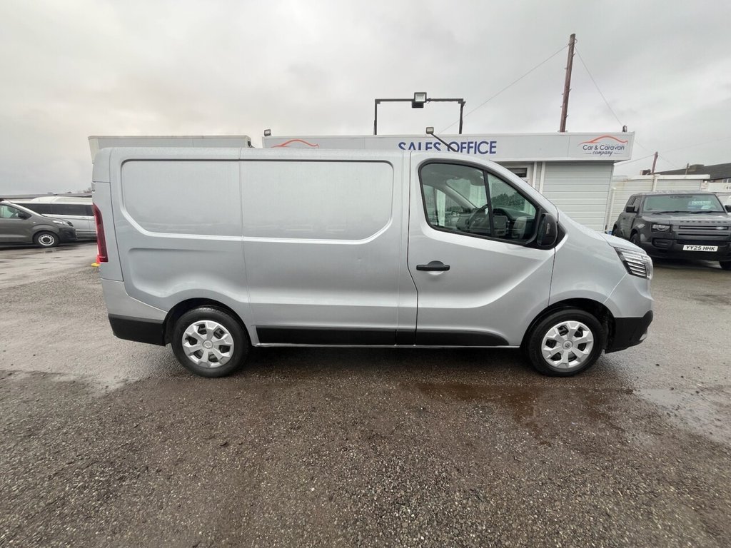 Used Renault Trafic 2023 for sale - 77547219: Photo 10