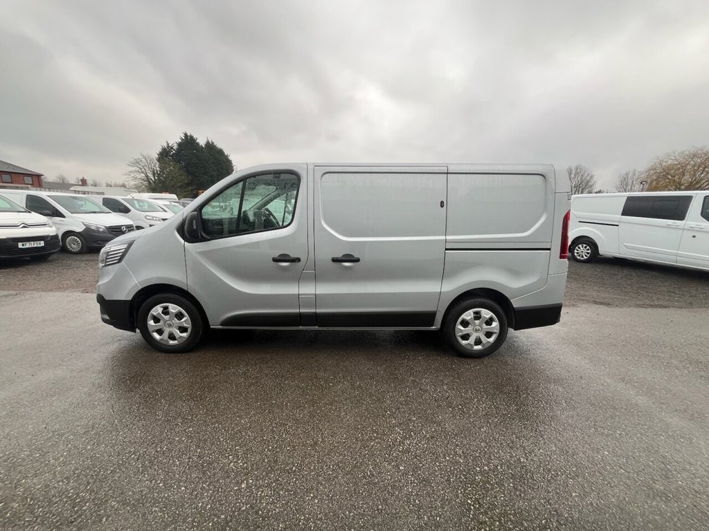 Used Renault Trafic 2023 for sale - 77547219: Photo 4