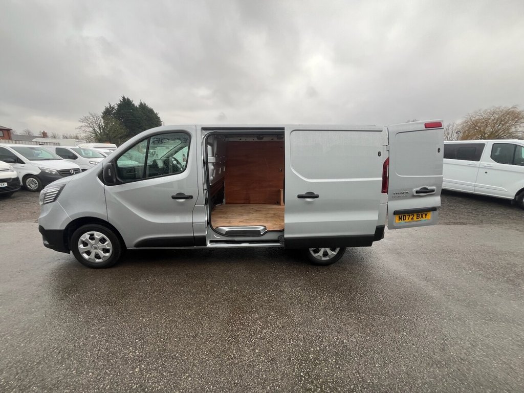Used Renault Trafic 2023 for sale - 77547219: Photo 5