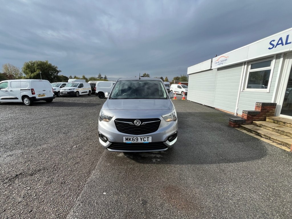 Used Vauxhall Combo 2019 for sale - 76356142: Photo 2
