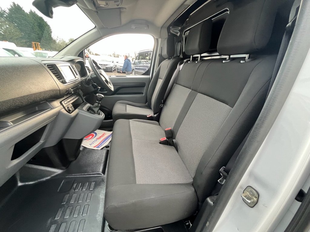 Used Vauxhall Vivaro 2022 for sale - 77110861: Photo 19