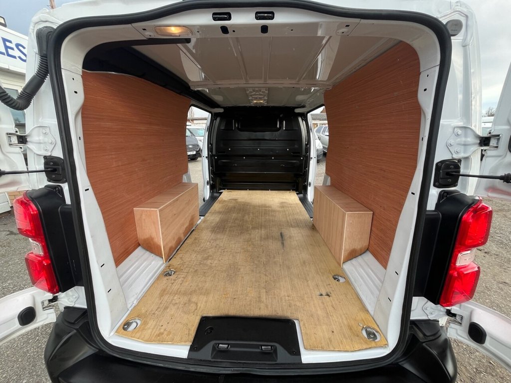 Used Vauxhall Vivaro 2022 for sale - 77110861: Photo 28