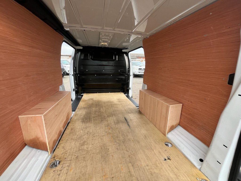 Used Vauxhall Vivaro 2022 for sale - 77110861: Photo 29