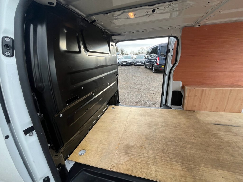 Used Vauxhall Vivaro 2022 for sale - 77110861: Photo 32