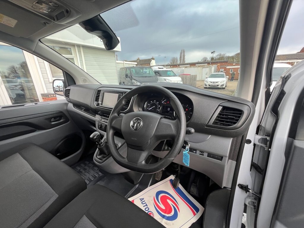 Used Vauxhall Vivaro 2022 for sale - 77110861: Photo 37