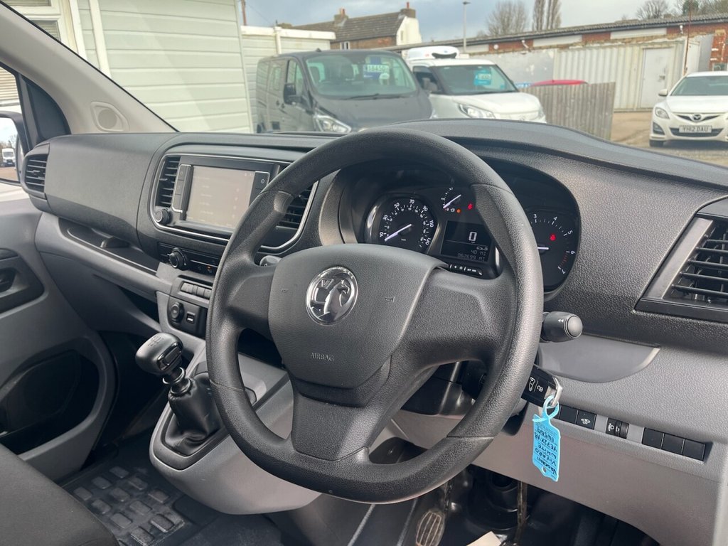 Used Vauxhall Vivaro 2022 for sale - 77110861: Photo 38