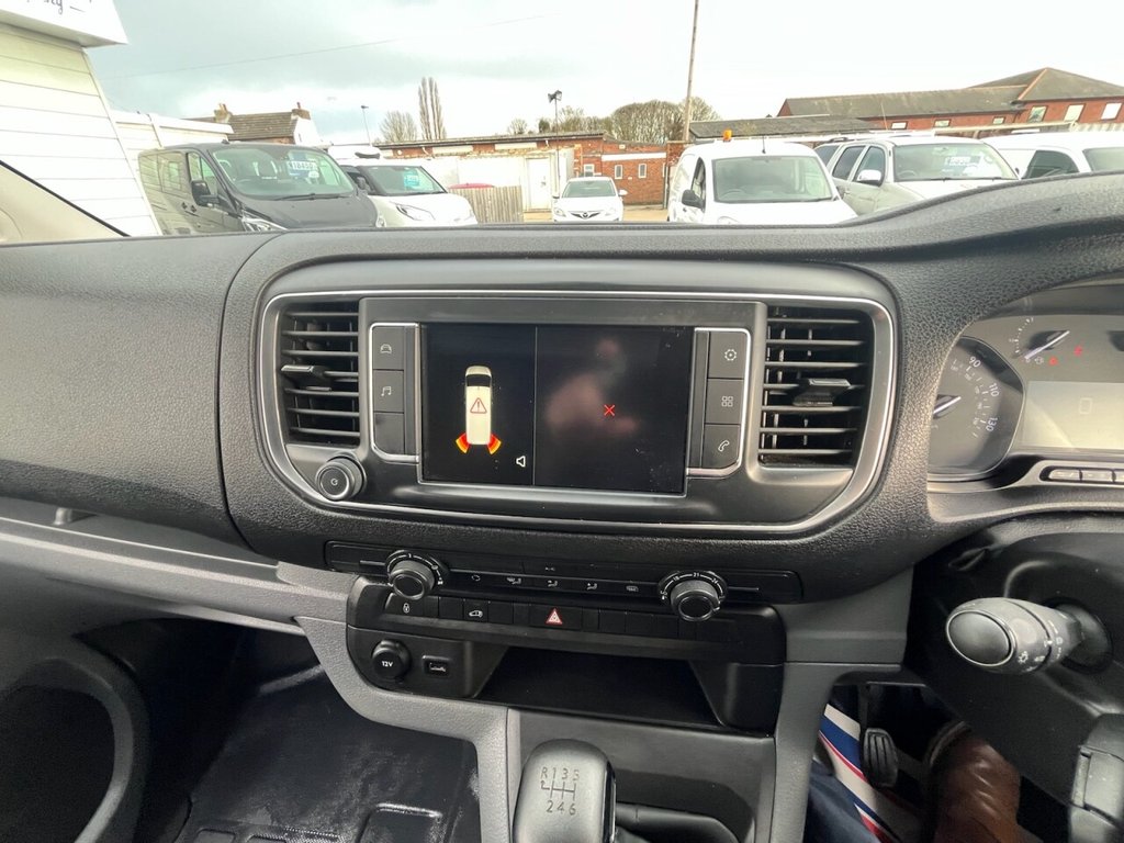Used Vauxhall Vivaro 2022 for sale - 77110861: Photo 39