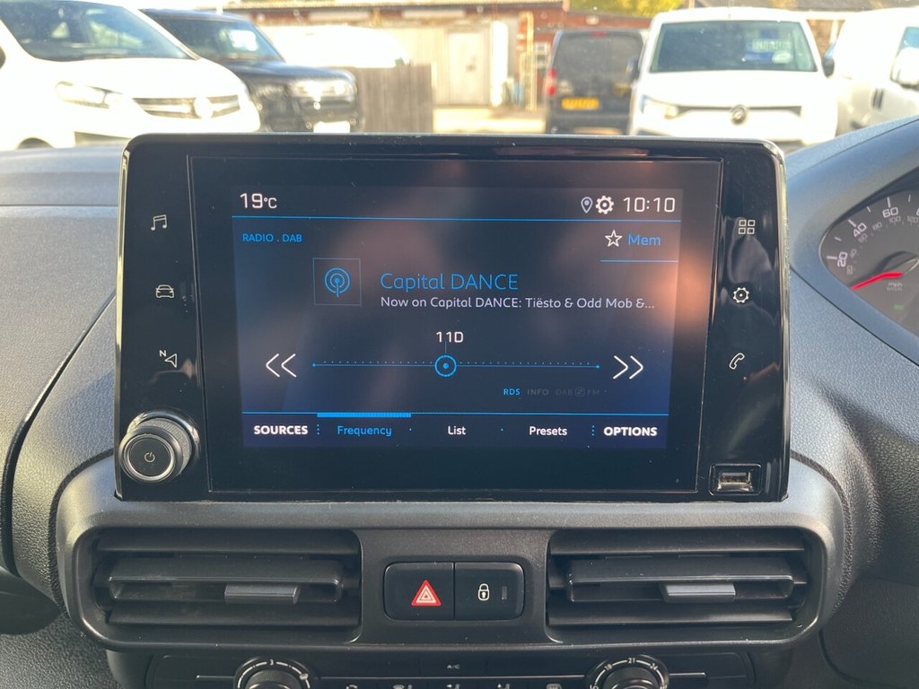 Used Peugeot Partner 2021 for sale - 76178385: Photo 36