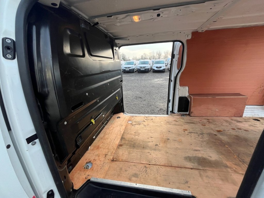 Used Vauxhall Vivaro 2019 for sale - 77027260: Photo 21