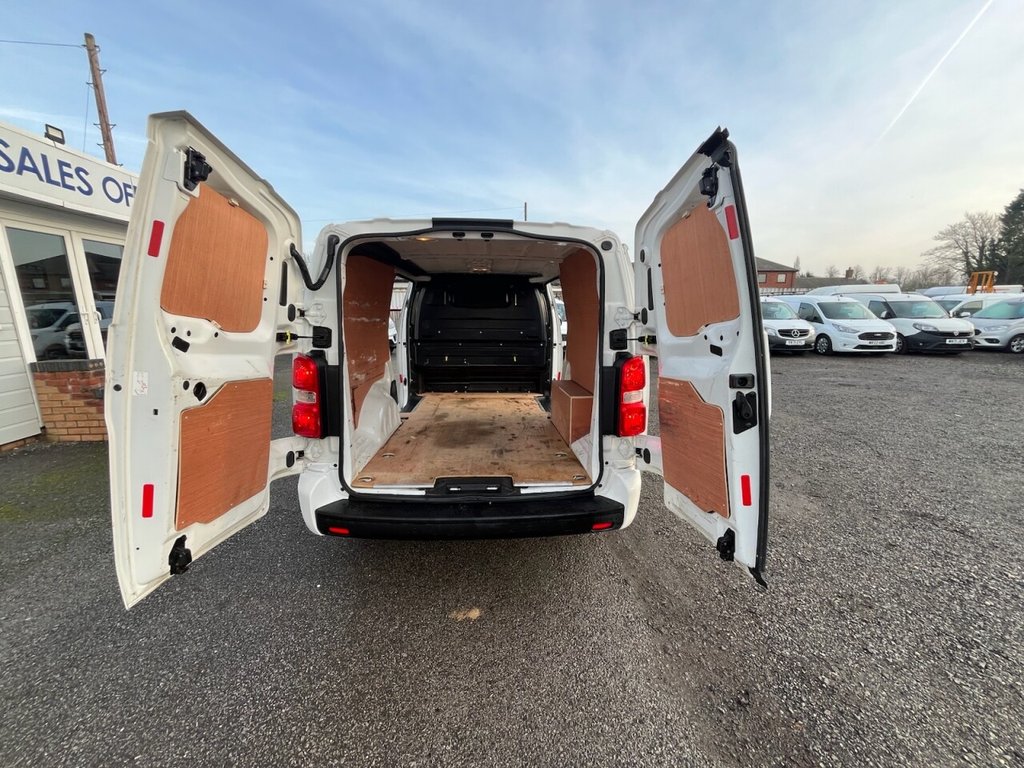 Used Vauxhall Vivaro 2019 for sale - 77027260: Photo 23