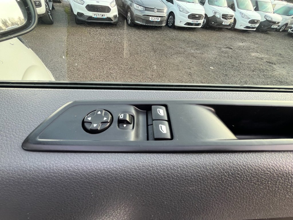 Used Vauxhall Vivaro 2019 for sale - 77027260: Photo 30