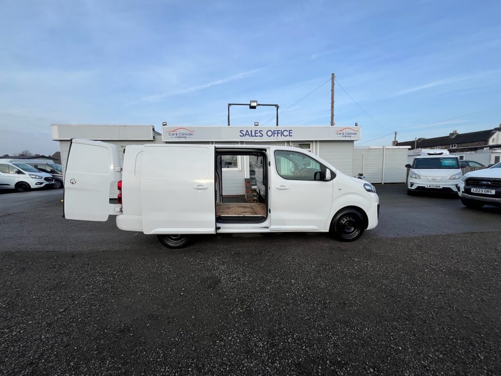 Used Vauxhall Vivaro 2019 for sale - 77027260: Photo 8