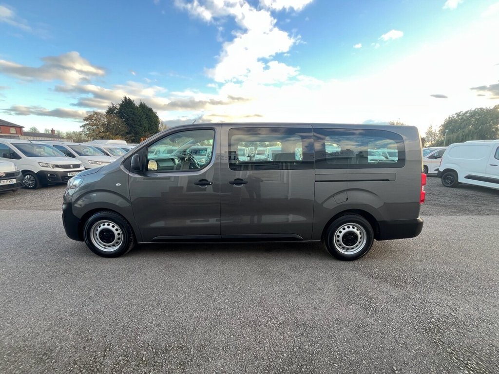 Used Vauxhall Vivaro Life 2022 for sale - 76386697: Photo 11