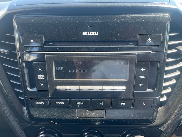 Used Isuzu D-Max 2021 for sale - 74483715: Photo 38