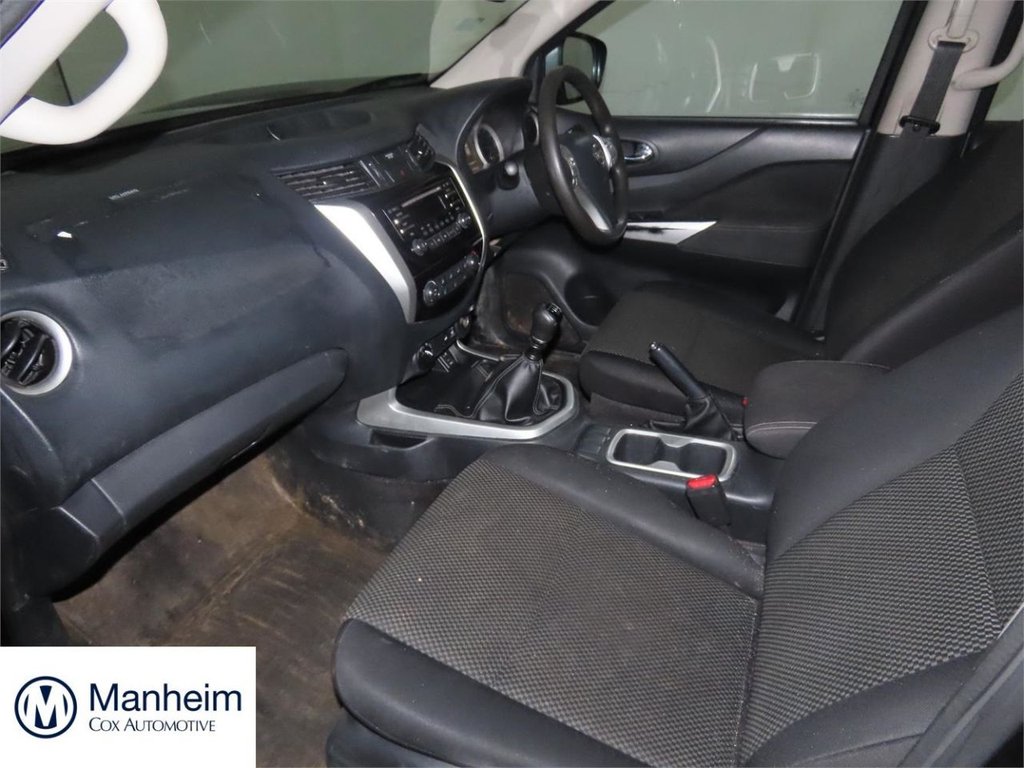 Used Nissan Navara 2021 for sale - 77739633: Photo 4