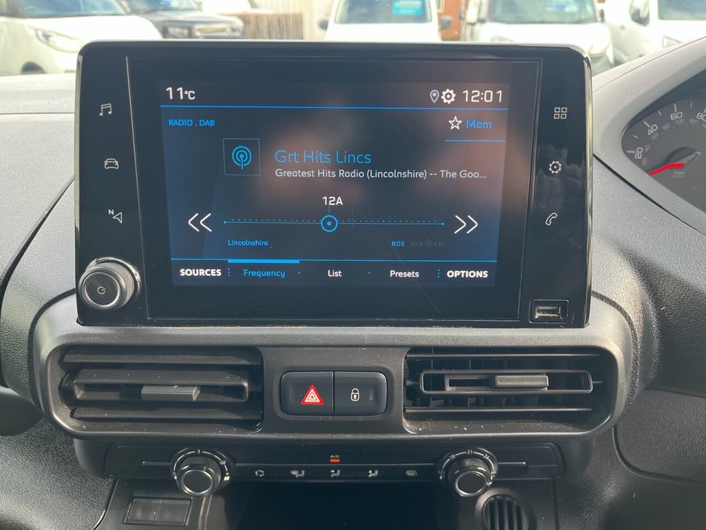 Used Peugeot Partner 2021 for sale - 76356420: Photo 36